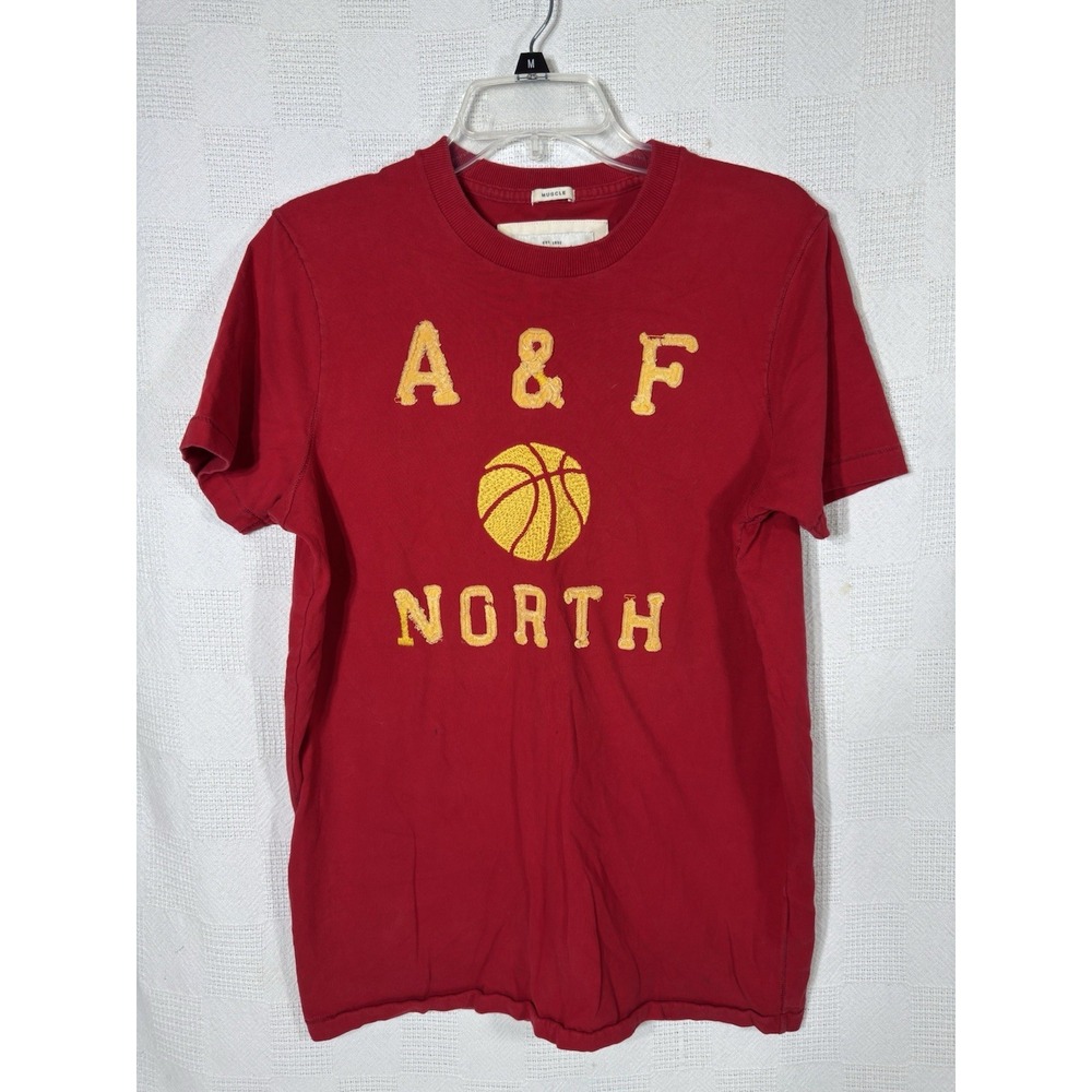 Abercrombie & Fitch North Y2K Men's Red TShirt Size Large‎
